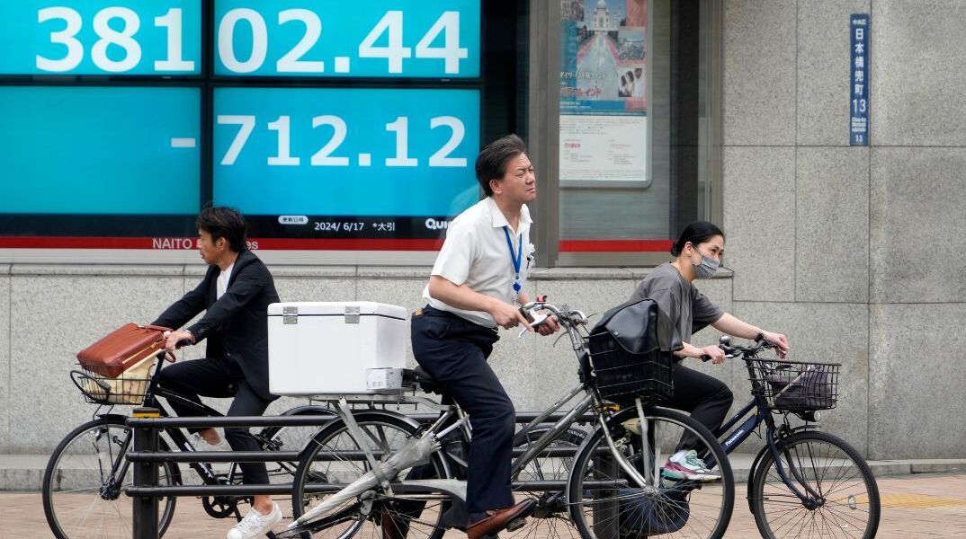 H Ιαπωνία ετοιμάζει προξενιά και γραφεία συνοικεσίων για να αντιμετωπίσει το δημογραφικό