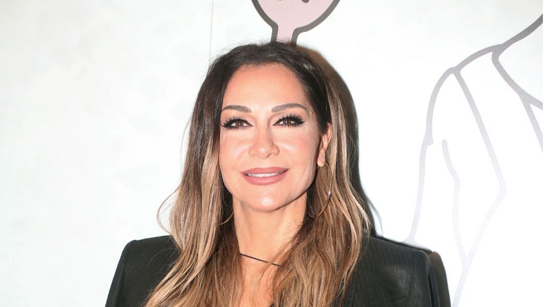 Πρωτοσέλιδο σε τουρκική εφημερίδα η Δέσποινα Βανδή με τίτλο: «Ελλάδα, μη δοκιμάζεις την υπομονή μας»