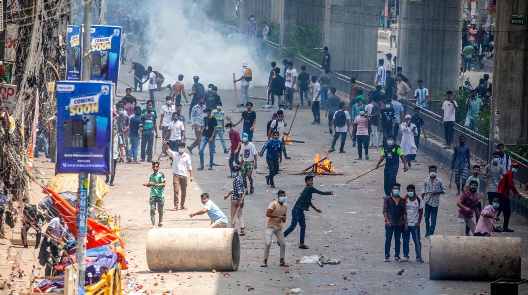 διαδηλωτες, φωτια