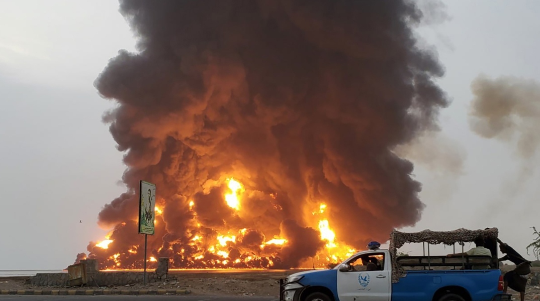 καπνος, φωτια, αυτοκινητο