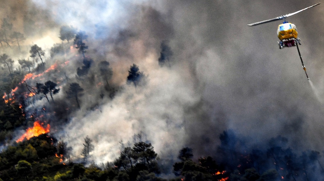 Πολύ υψηλός κίνδυνος πυρκαγιάς (κατηγορία 4) την Παρασκευή σε τρεις Περιφέρειες
