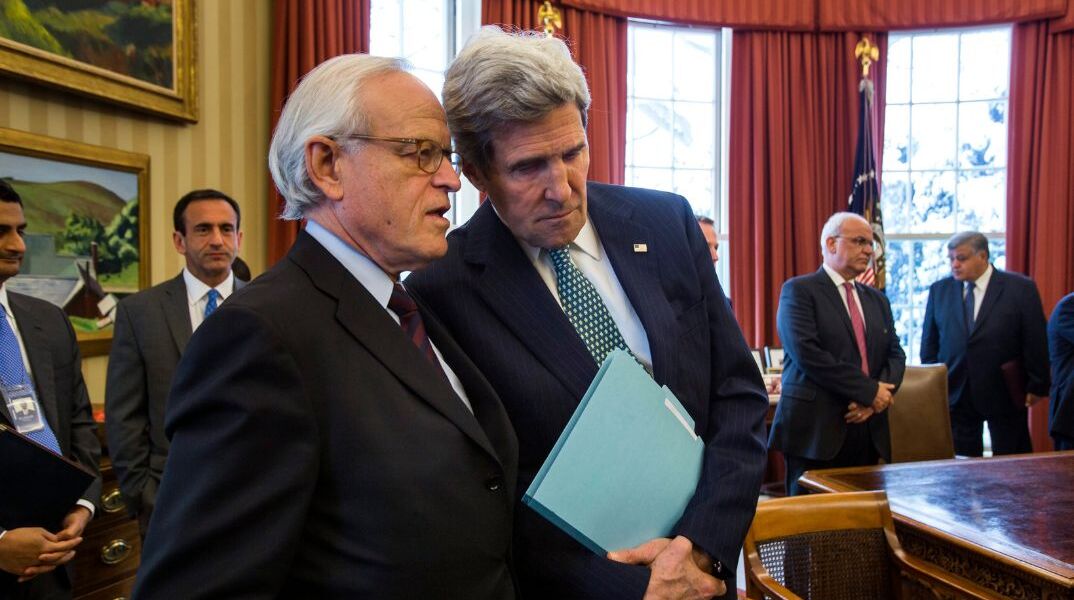 Mάρτιν Ίντικ: Πέθανε ο διπλωμάτης που έχει αφιερωθεί στην επίλυση του Παλαιστινιακού