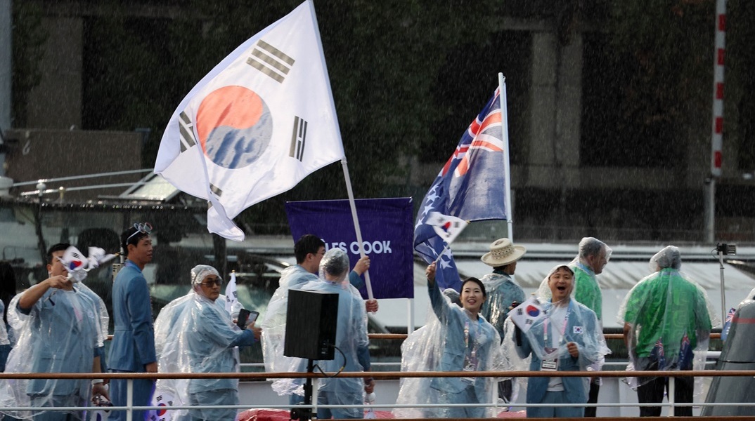 Ολυμπιακοί Αγώνες 2024: Μπέρδεψαν την Νότια Κορέα με τη Βόρεια Κορέα στην τελετή έναρξης