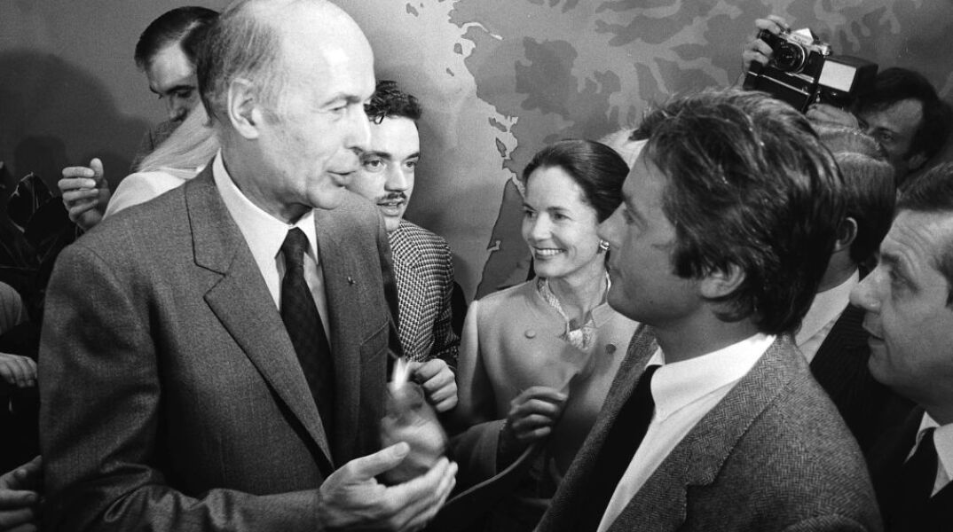 Η ημέρα που o Nτελόν έδιωξε από το σπίτι του τον Γάλλο πρόεδρο