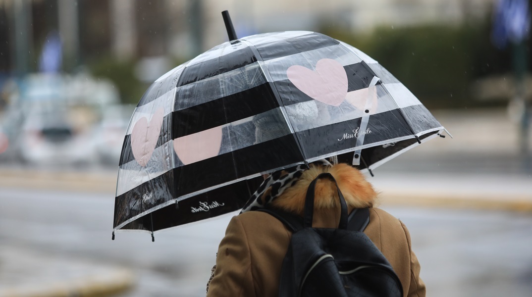 Καιρός: Ποδαρικό με βροχές και καταιγίδες η νέα εβδομάδα - Ποιες περιοχές θα επηρεαστούν 