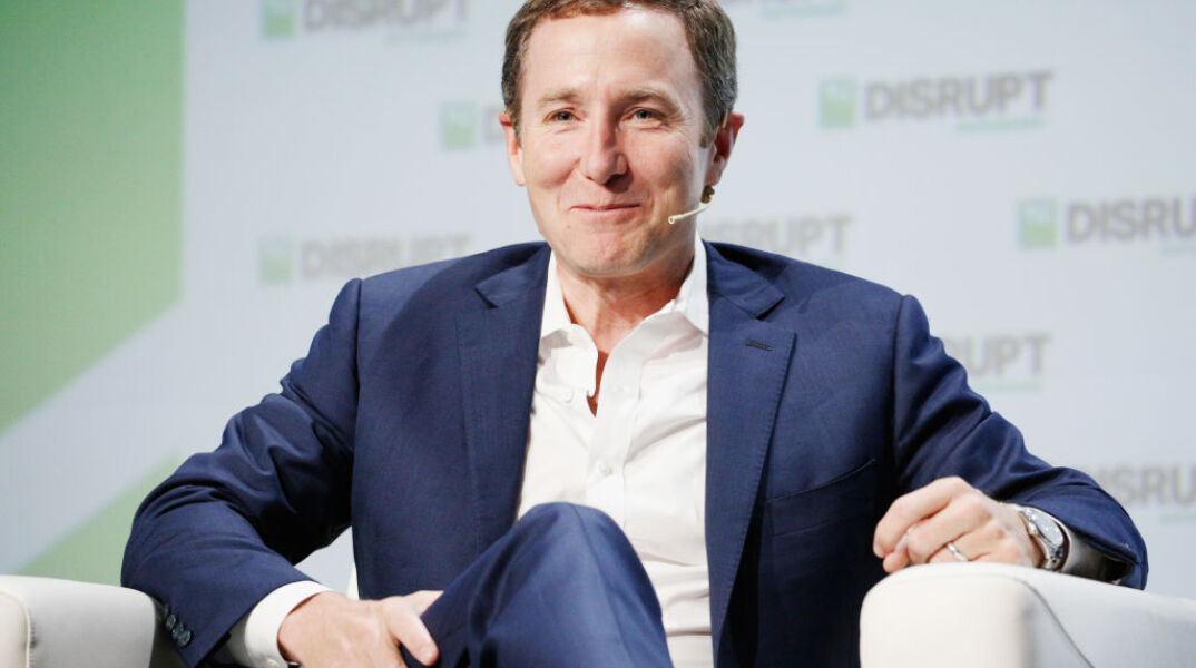 Tζο Φόλι: Ο δισεκατομμυριούχος που έχασε τα πάντα λόγω covid-19