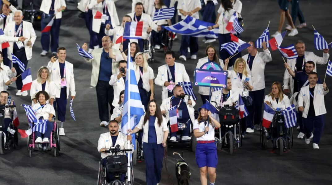 Κλικ γεμάτα χρώματα και χαμόγελα στην Τελετή Έναρξης των Παραολυμπιακών Αγώνων 2024  