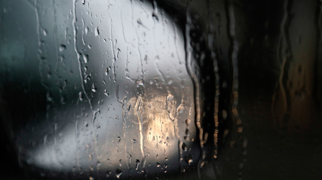 Η Ψυχρή Λίμνη φέρνει βροχές, καταιγίδες και πτώση της θερμοκρασίας - Πόσο θα διαρκέσει