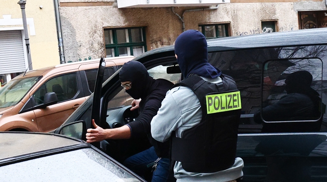 2 γερμανοι αστυνομικοι