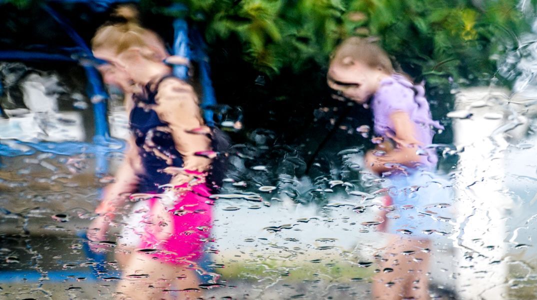 Αλλάζει ραγδαία ο καιρός: Πού αναμένονται καταιγίδες -  Προειδοποίηση Λαγουβάρδου