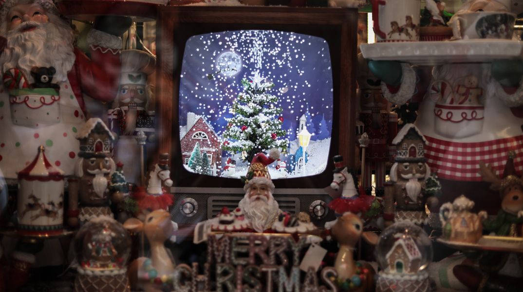 Ανοιχτά τα εμπορικά καταστήματα - Ποιες ώρες θα λειτουργήσουν