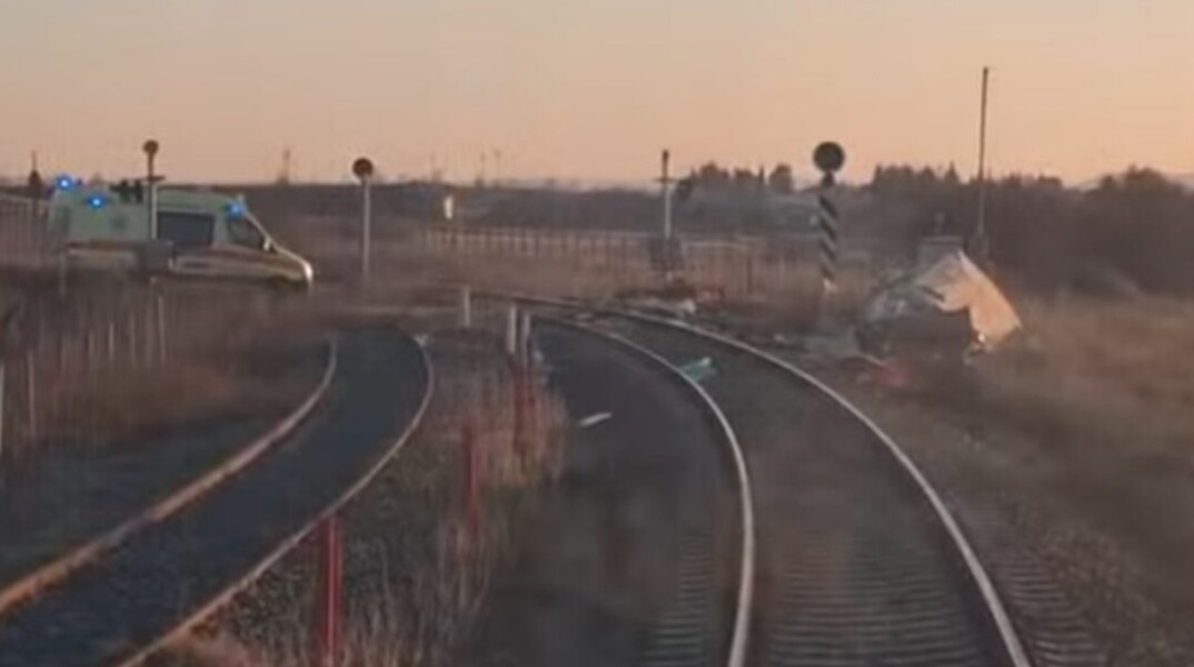 Κιλκίς: Σύγκρουση επιβατικής αμαξοστοιχίας με ΙΧ 