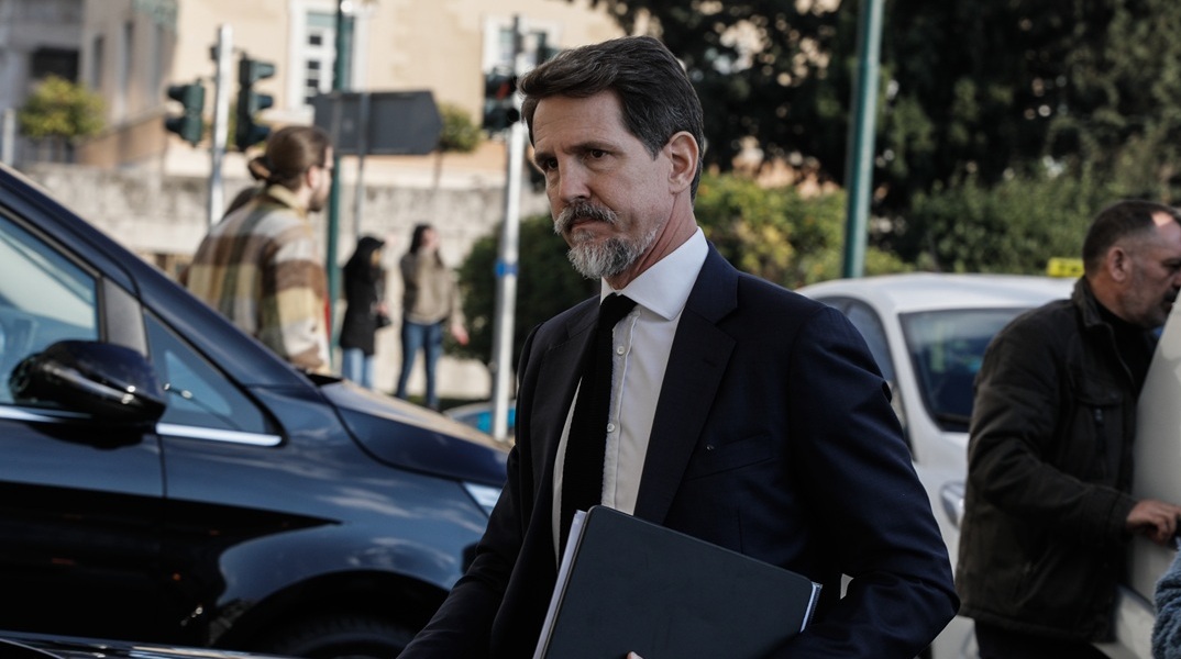 Παύλος Ντε Γκρες