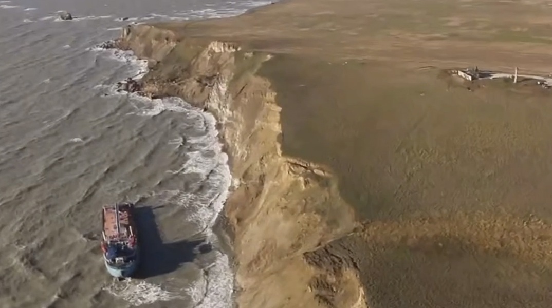 Ρωσία: Κατάσταση έκτακτης ανάγκης λόγω της πετρελαιοκηλίδας στη Μαύρη Θάλασσα