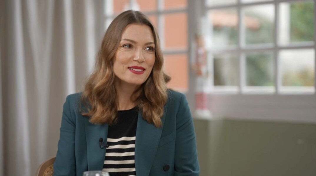 Βίκυ Καγιά: Διαφωνώ πάρα πολύ στο να παντρεύονται οι γυναίκες μικρές