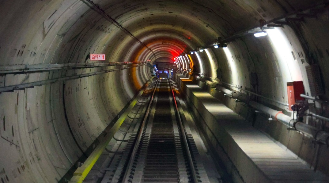 Μετρό Θεσσαλονίκης: Πολίτες έμειναν εγκλωβισμένοι στη σήραγγα για 35 λεπτά