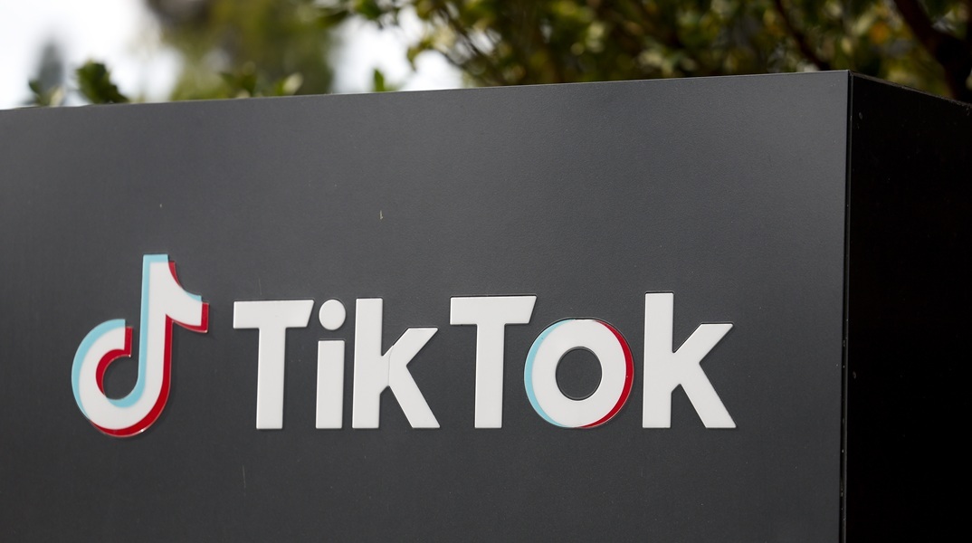 Ανοίγει ξανά το TikTok στις ΗΠΑ μετά την παρέμβαση Τραμπ