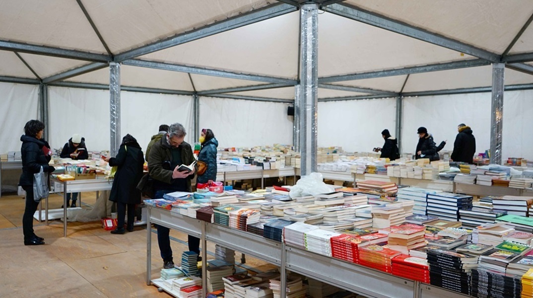 28o Παζάρι Βιβλίου στην Πλατεία Κλαθμώνος