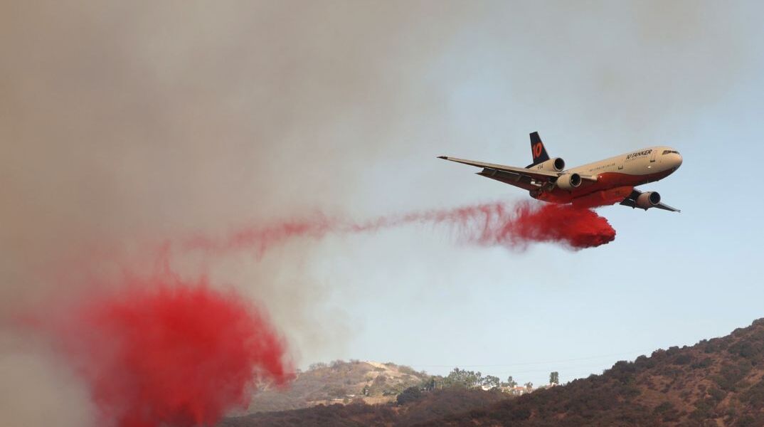 Λος Άντζελες: Δεν έχουν τέλος οι πυρκαγιές - Νέα μεγάλη εστία στα βορειοανατολικά