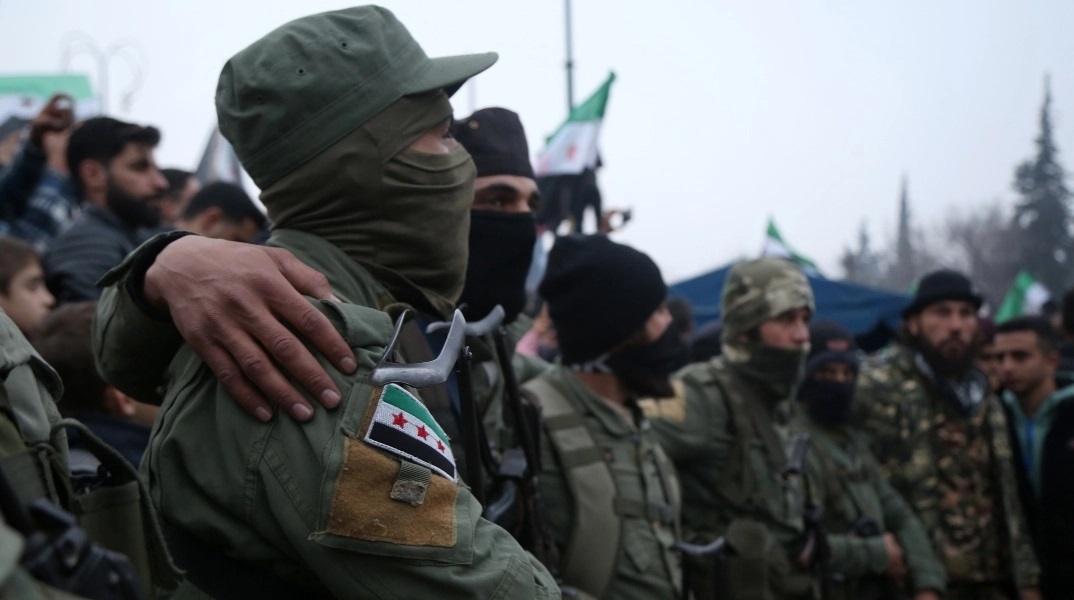 στρατιωτες