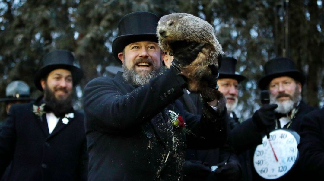 ΗΠΑ: Ο Φιλ η μαρμότα έκανε την πρόβλεψη - Έξι εβδομάδες χειμώνα ακόμα