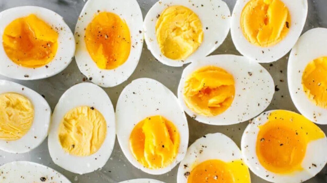 Η επιστήμη μίλησε: Βρέθηκε ο τέλειος τρόπος να βράζουμε αυγά 