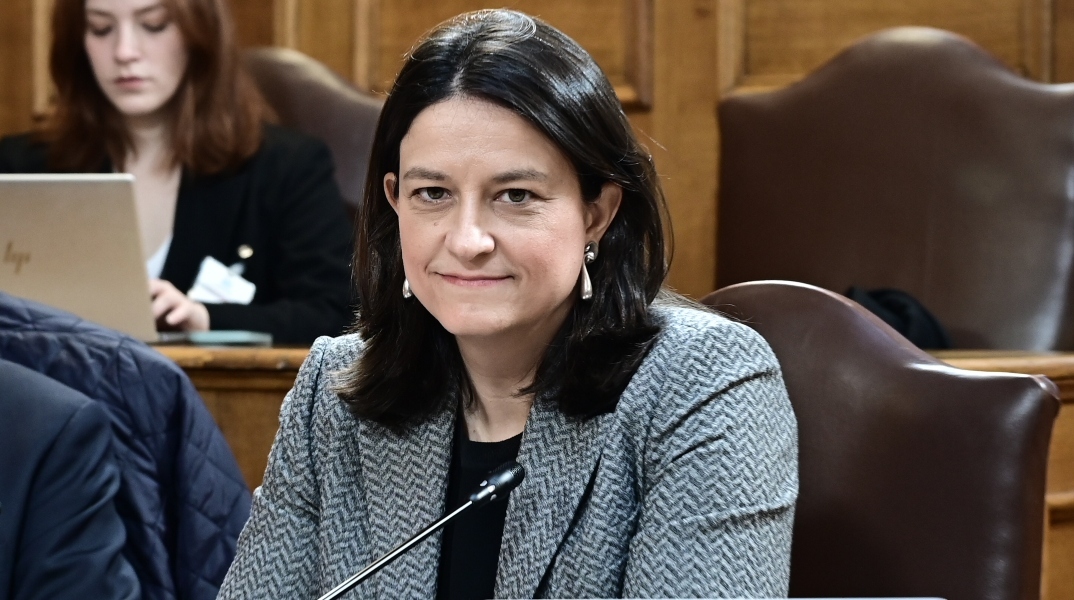 Η υπουργός Εργασίας και Κοινωνικής Ασφάλισης, Νίκη Κεραμέως