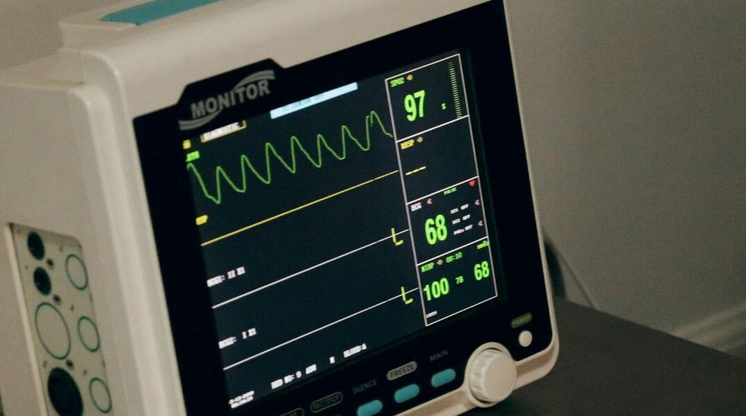 ΗΠΑ: Νοσοκομειακό μόνιτορ κινεζικής κατασκευής προκαλεί πανικό στις αρχές