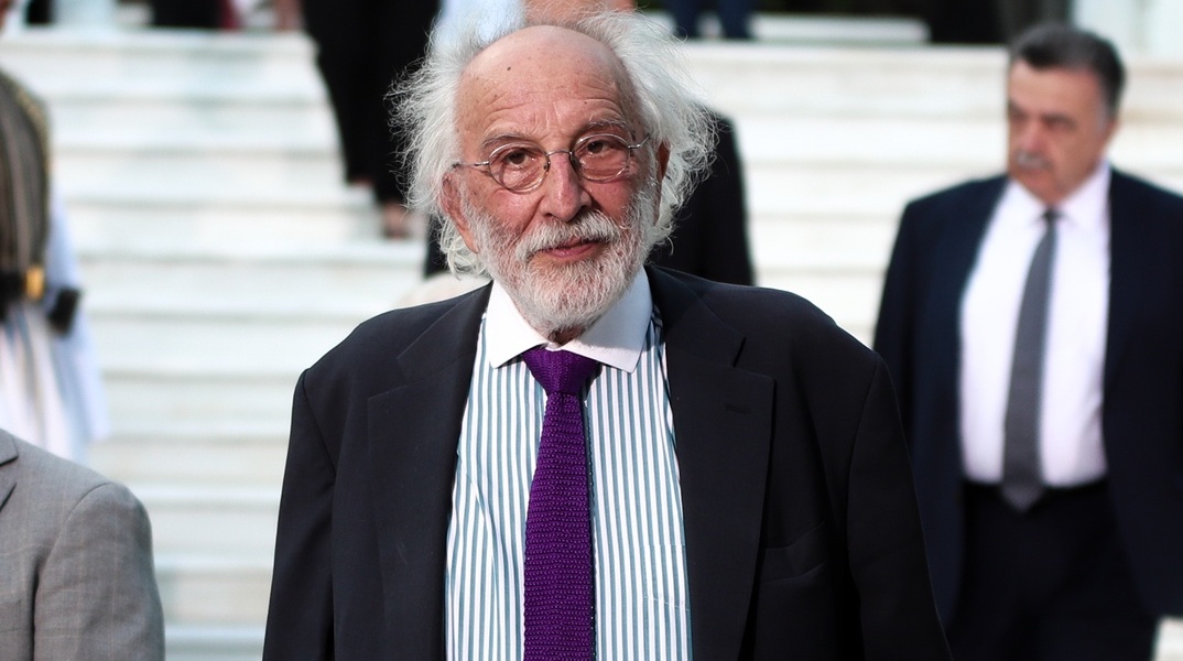 Ο Αλέξανδρος Λυκουρέζος