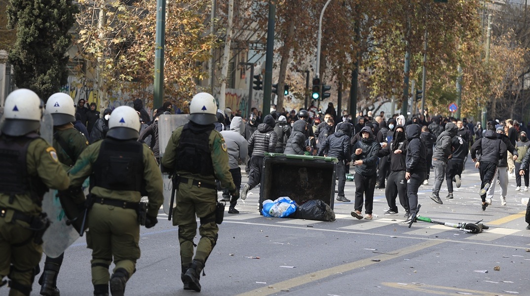 Τέμπη - 28 Φεβρουαρίου: Η ανάρτηση της ΕΛΑΣ για τα επεισόδια στο Σύνταγμα 