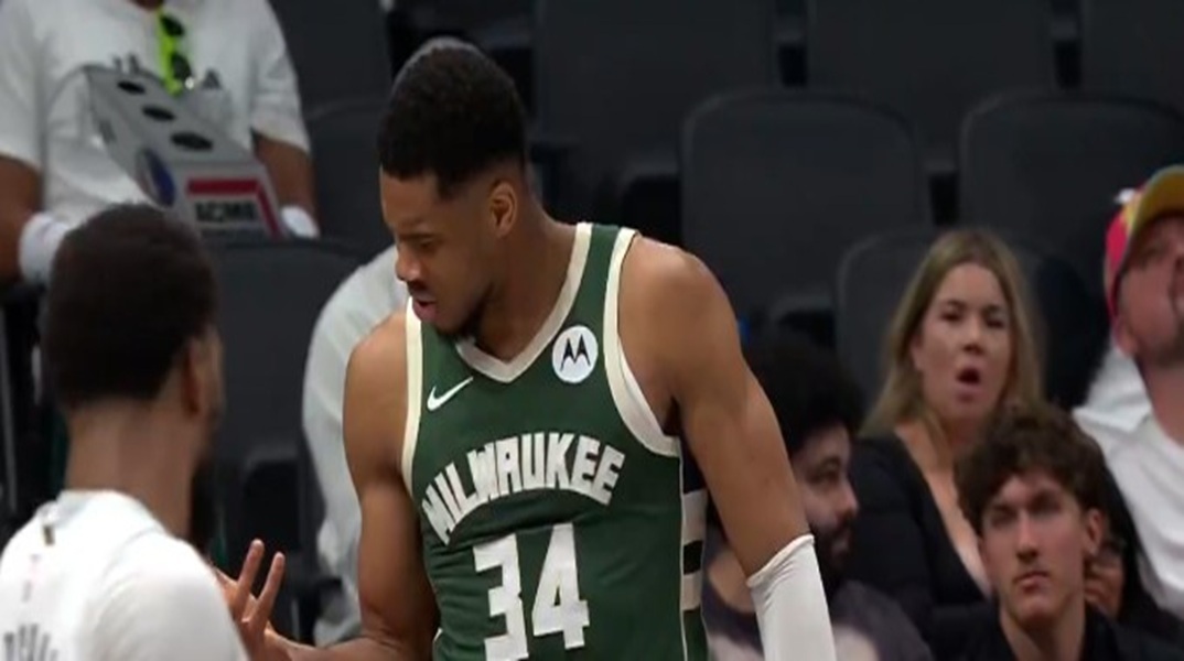 Γιάννης Αντετοκούνμπο: Η συνομιλία με το….χέρι του (vid)