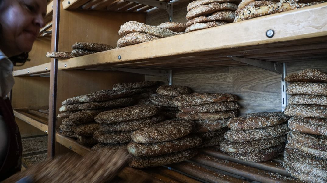 Καθαρά Δευτέρα: Γιατί τρώμε λαγάνα 