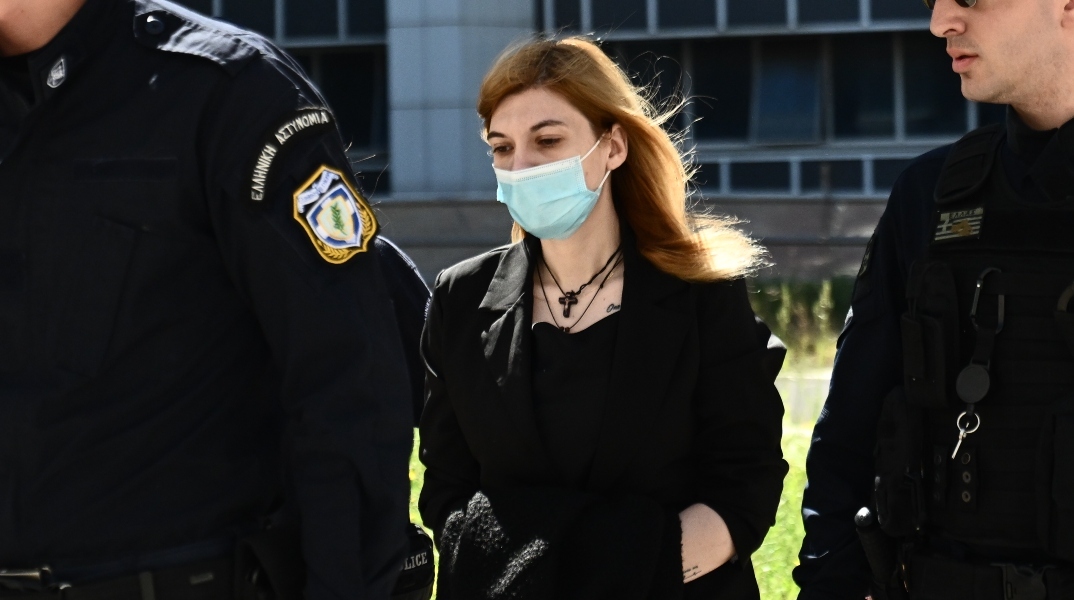 Η Ρούλα Πισπιρίγκου 