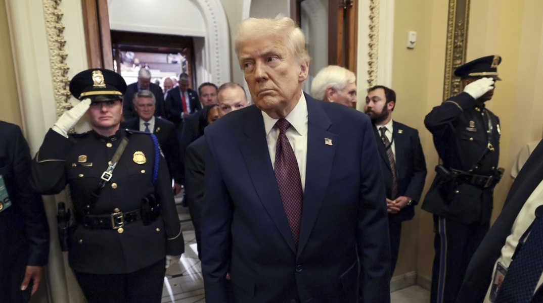 Ντόναλντ Τραμπ: Θα ανακαλέσει το νομικό καθεστώς για 240.000 Ουκρανούς