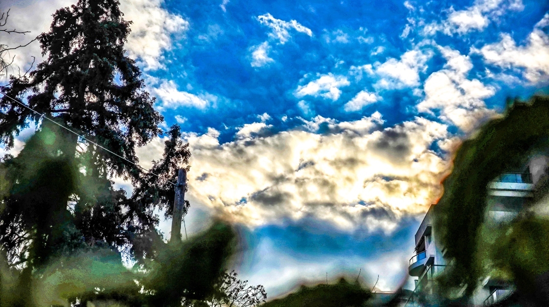 ουρανος, συννεφα, δεντρα, ηλιος