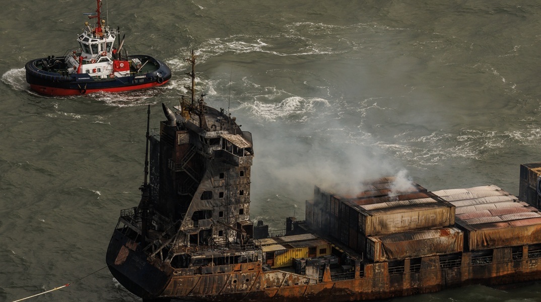 Explainer: Πόσο επιβλαβής θα είναι για το περιβάλλον η σύγκρουση των πλοίων στη Βόρεια Θάλασσα;
