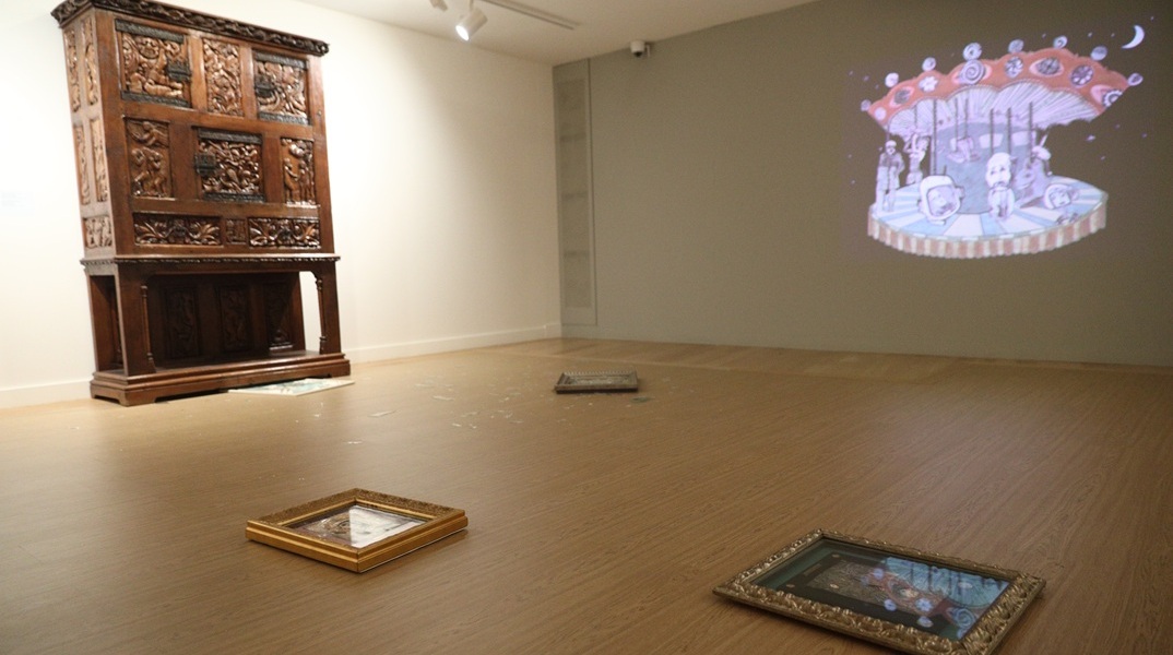 Εθνική Πινακοθήκη: Επαναλειτουργεί με τα βανδαλισμένα έργα στο πάτωμα