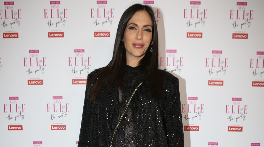 Ανθή Βούλγαρη: Μοιράζεται τη πρώτη φωτογραφία του γιου της από το μαιευτήριο