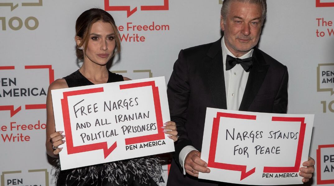  Η άβολη στιγμή που η σύζυγος του Άλεκ Μπάλντουιν του λέει on camera: Όταν μιλάω δεν θα μιλάς