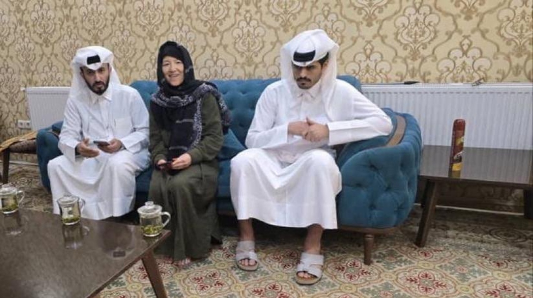 Η Αμερικανίδα υπήκοος Φέι Χολ, που μόλις απελευθερώθηκε από τους Ταλιμπάν