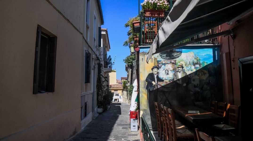 Αirbnb: To ΣτΕ αποφαίνεται για την μεταβολή της χρήσης ακινήτου στην Πλάκα