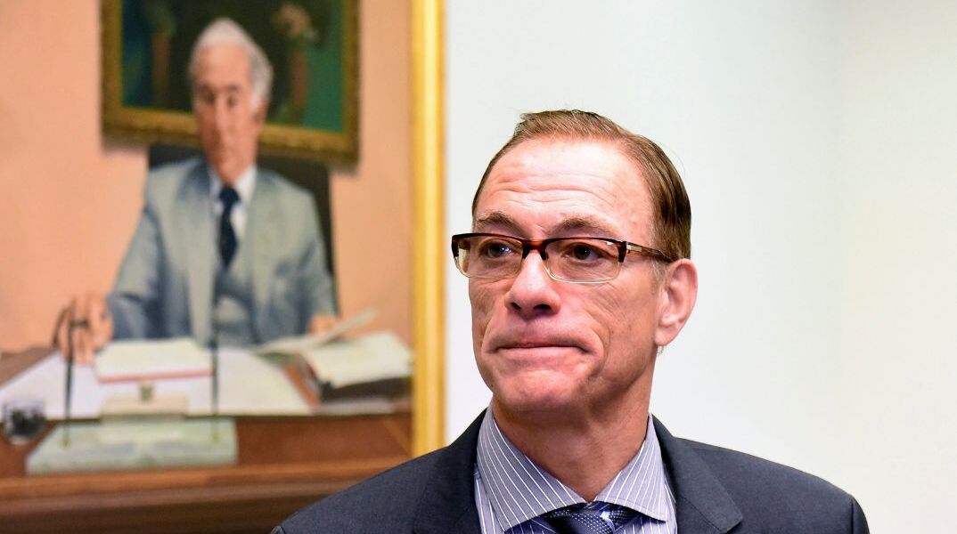 Ζαν Κλοντ Βαν Νταμ: Κατηγορείται για σεξουαλικές σχέσεις με θύματα τράφικινγκ από την Ρουμανία