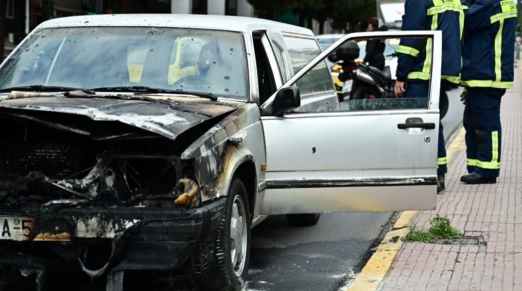 καμμενη Νεκροφόρα, πυροσβεστες