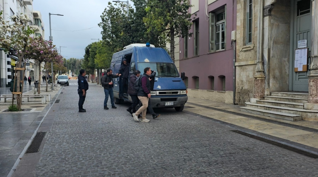 αστυνομια, μεταφορα κρατουμενου