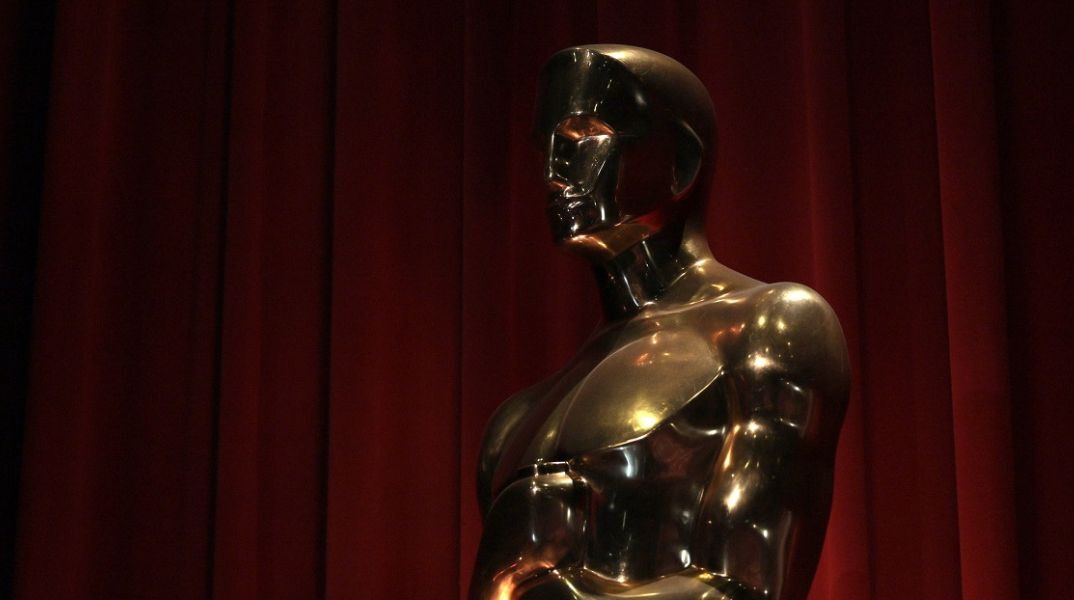 Ανώνυμος ψηφοφόρος των Όσκαρ παραδέχεται ότι προσποιείται πως παρακολουθεί ταινίες πατώντας το κουμπί play και μετά φεύγοντας για τη δουλειά του