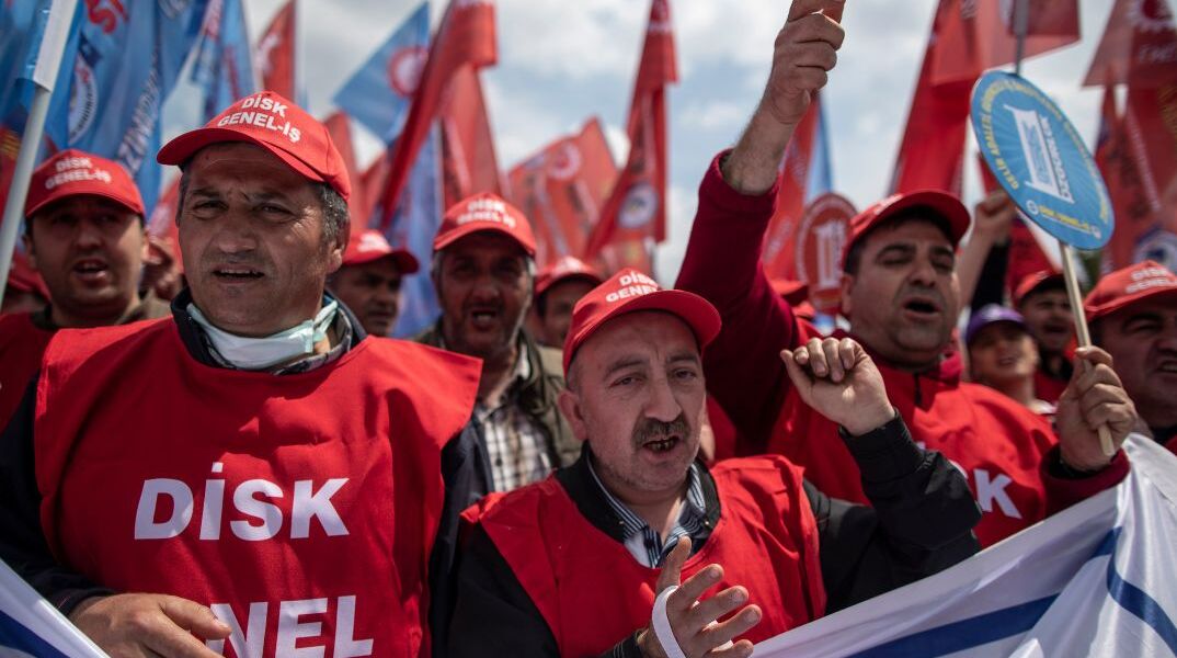 Κωνσταντινούπολη: Πάνω από 400 συλλήψεις στους εορτασμούς της Πρωτομαγιάς