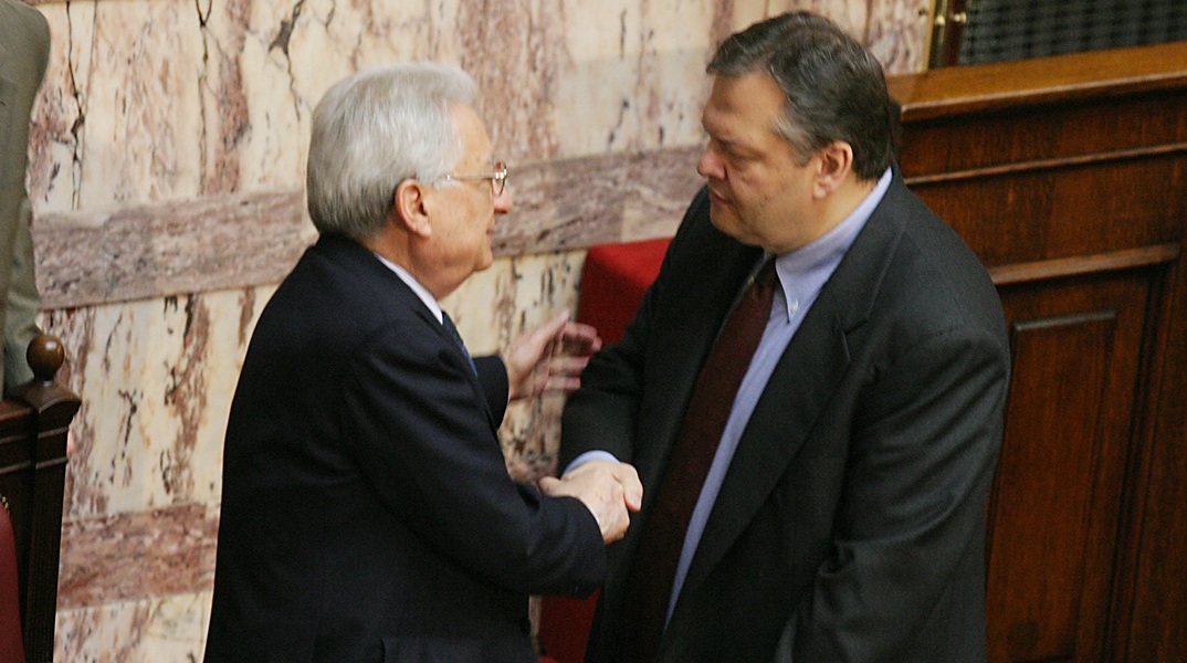 Βενιζέλος για Μολυβιάτη: Τον ευχαριστώ για την τιμή να με θεωρεί συνομιλητή του