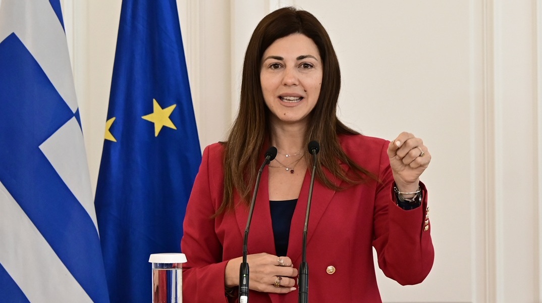 Σοφία Ζαχαράκη: Κοινή η μάχη για να «σπάσουμε» την κουλτούρα της βίας στα σχολεία