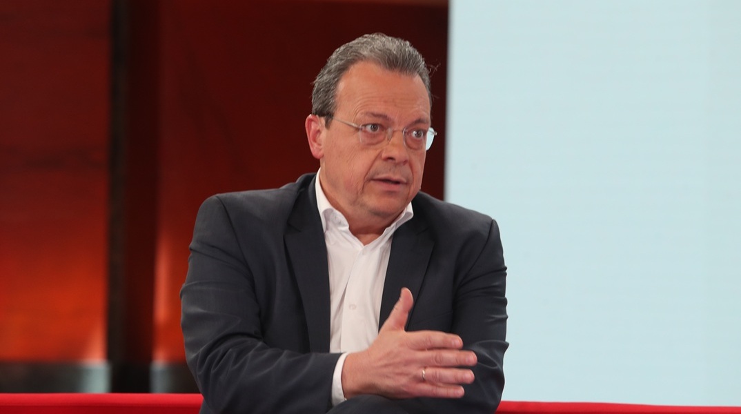 Μήνυση και αγωγή κατέθεσε η «Ομάδα Αλήθειας» κατά του Σωκράτη Φάμελλου 