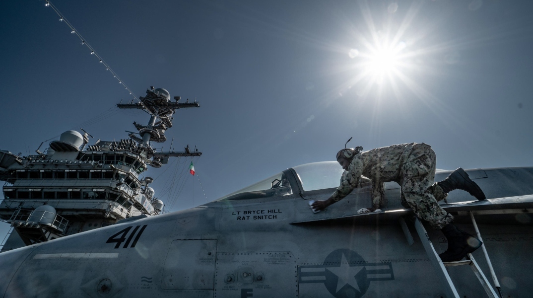 αεροσκαφος, πιλοτος, αεροπλανοφορο